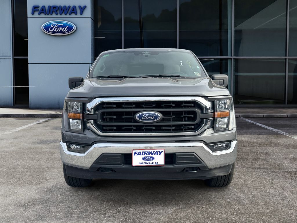 2023 Ford F-150 XLT photo 2