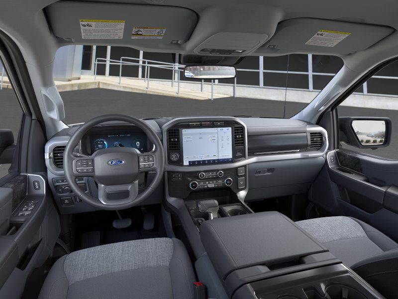 2024 Ford F-150 Lightning XLT - Photo 9