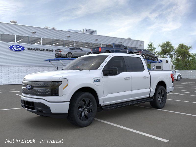 2025 Ford F-150 Lightning Flash's photo