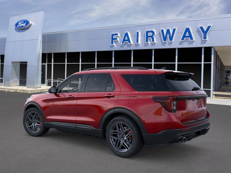 2025 Ford Explorer ST photo 4
