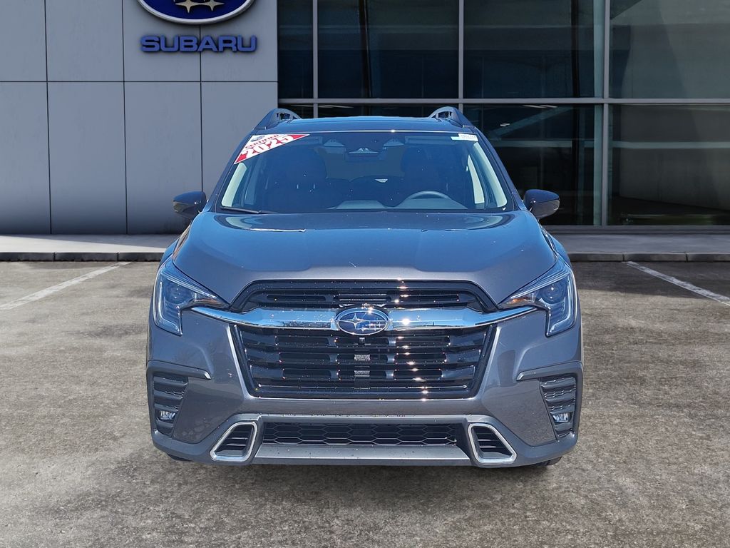 2025 Subaru Ascent Touring 7-Passenger photo 2