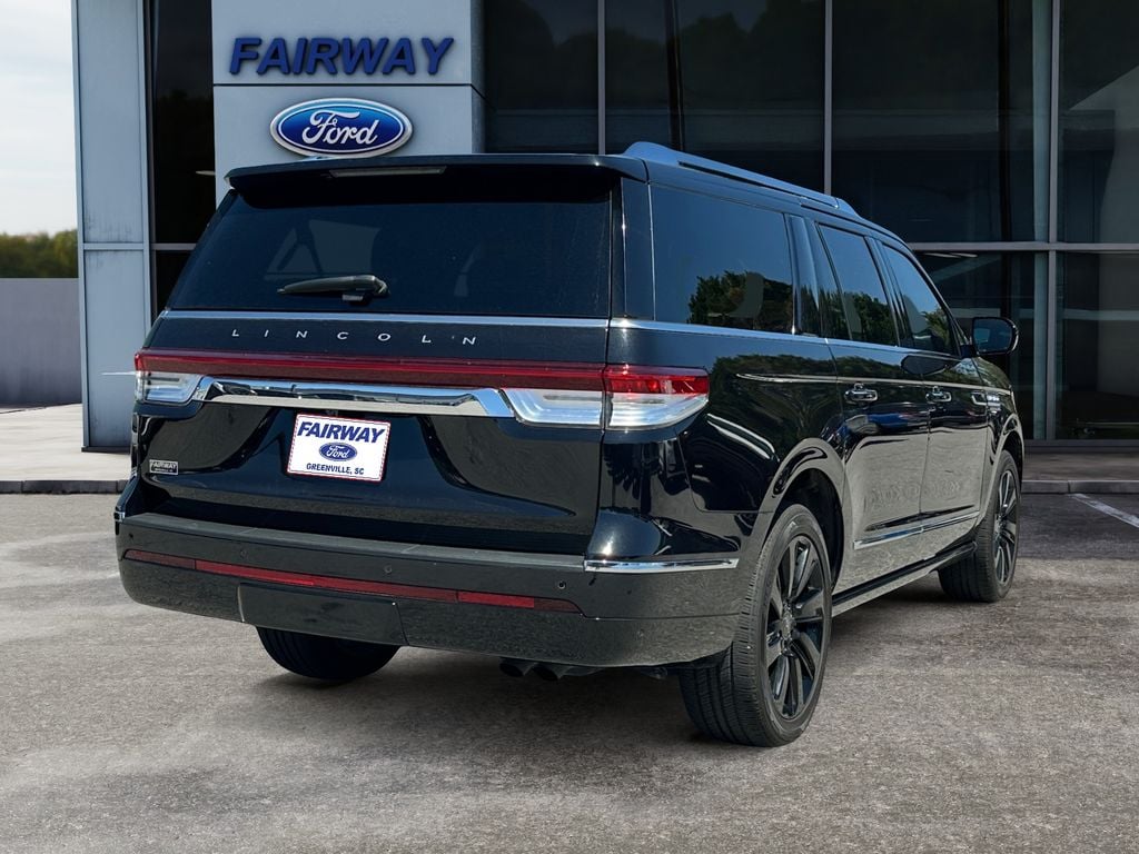 2023 Lincoln Navigator L Reserve photo 5