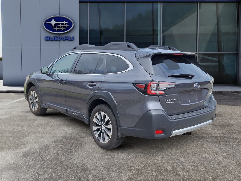 2025 Subaru Outback Limited photo 4