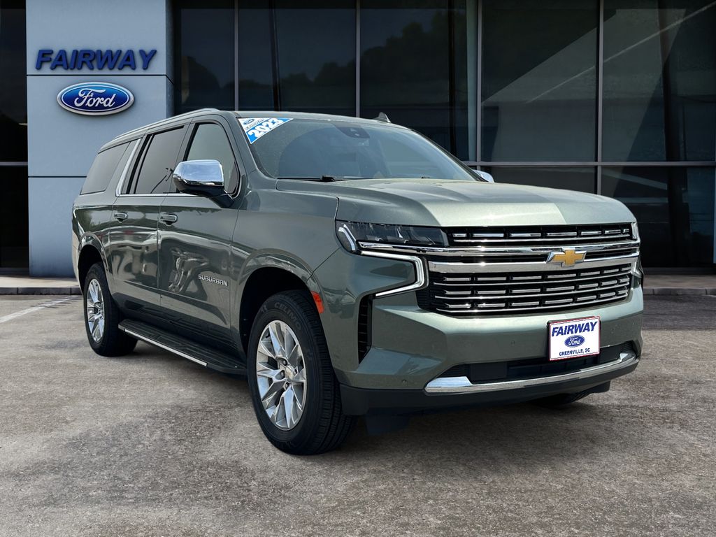 2023 Chevrolet Suburban Premier photo 2