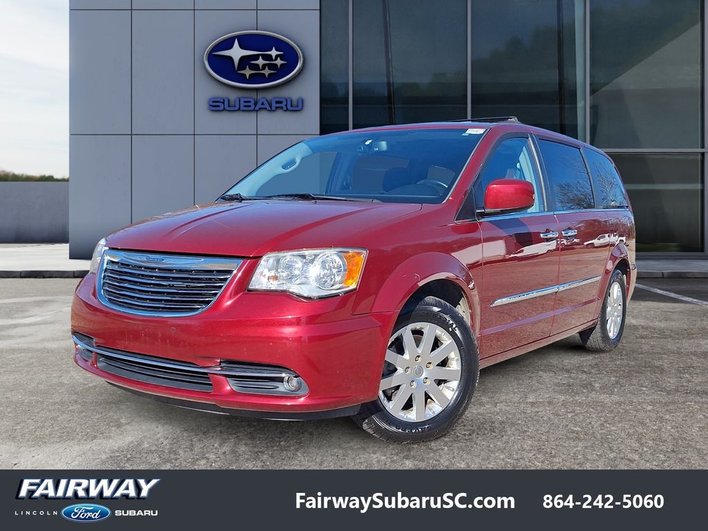 2016 Chrysler Town & Country Touring