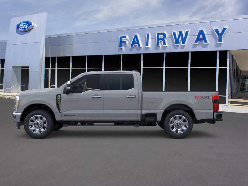 2026 Ford F-350 Lariat photo 3