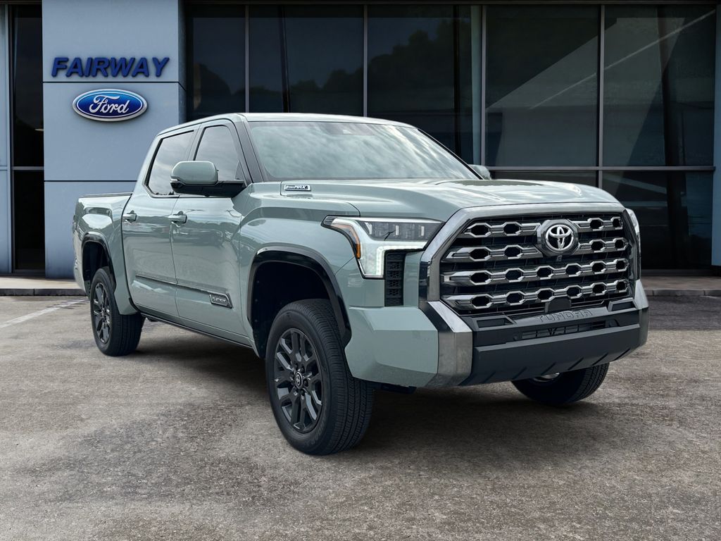 2025 Toyota Tundra i-FORCE MAX Platinum photo 2