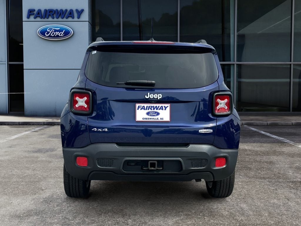 2016 Jeep Renegade Latitude 4x4 photo 5