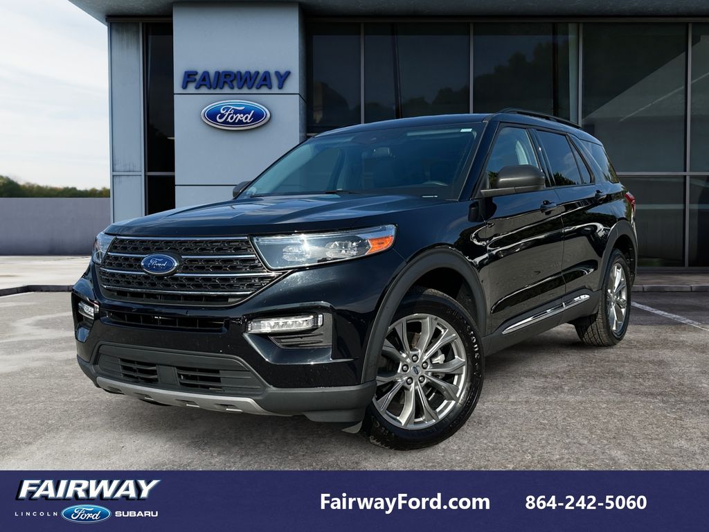 2022 Ford Explorer XLT's photo