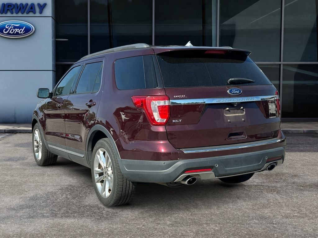 2018 Ford Explorer XLT photo 4