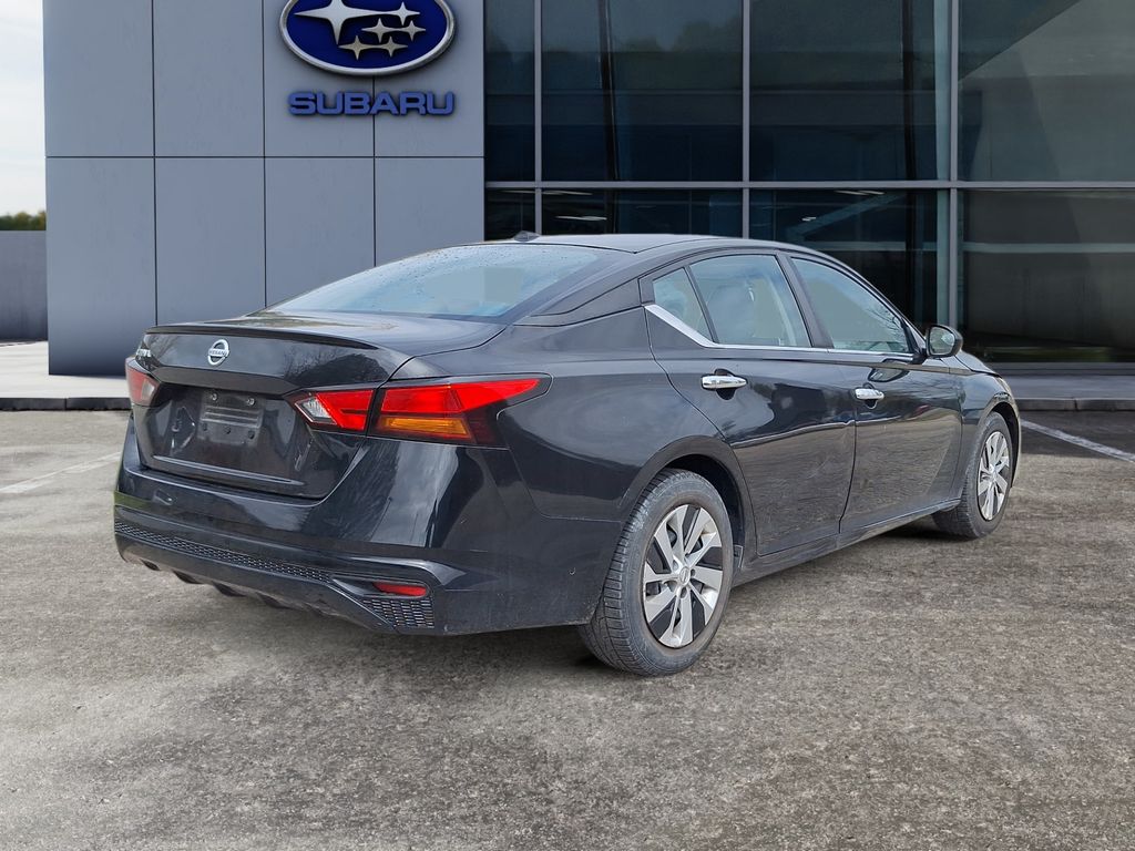 2019 Nissan Altima 2.5 S photo 6