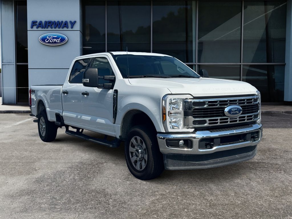 2024 Ford F-250 FX4 photo 3