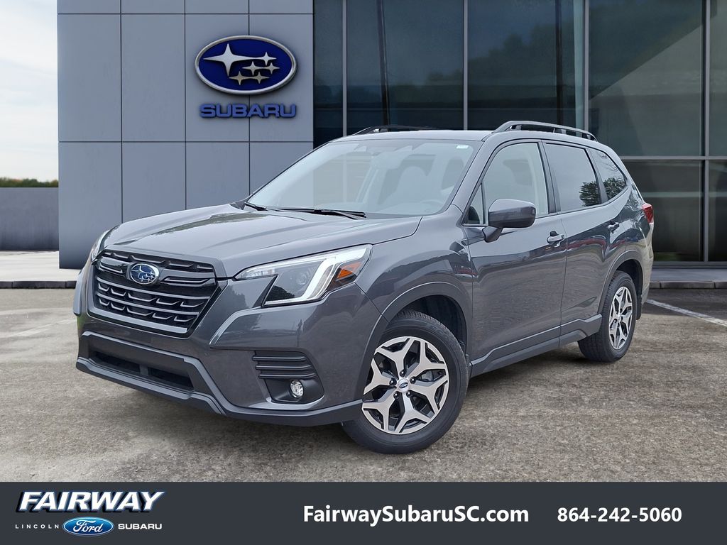 2024 Subaru Forester Premium's photo