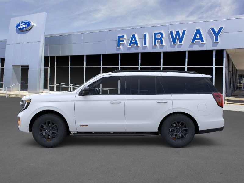 2025 Ford Expedition photo 3