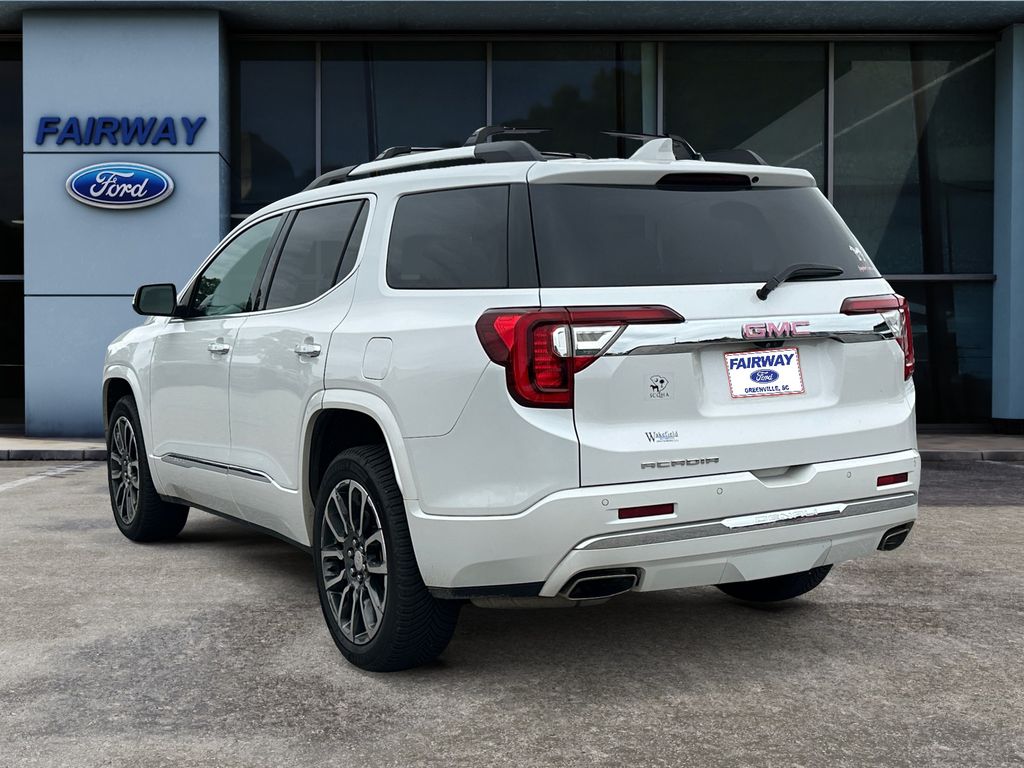 2020 GMC Acadia Denali photo 4