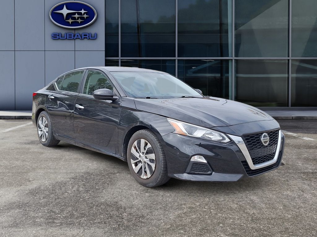 2019 Nissan Altima 2.5 S photo 2