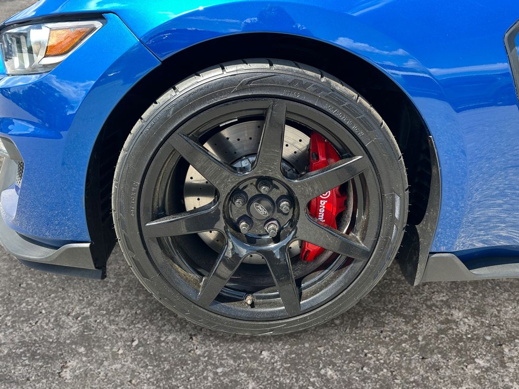 2017 Ford Shelby GT350 photo 3