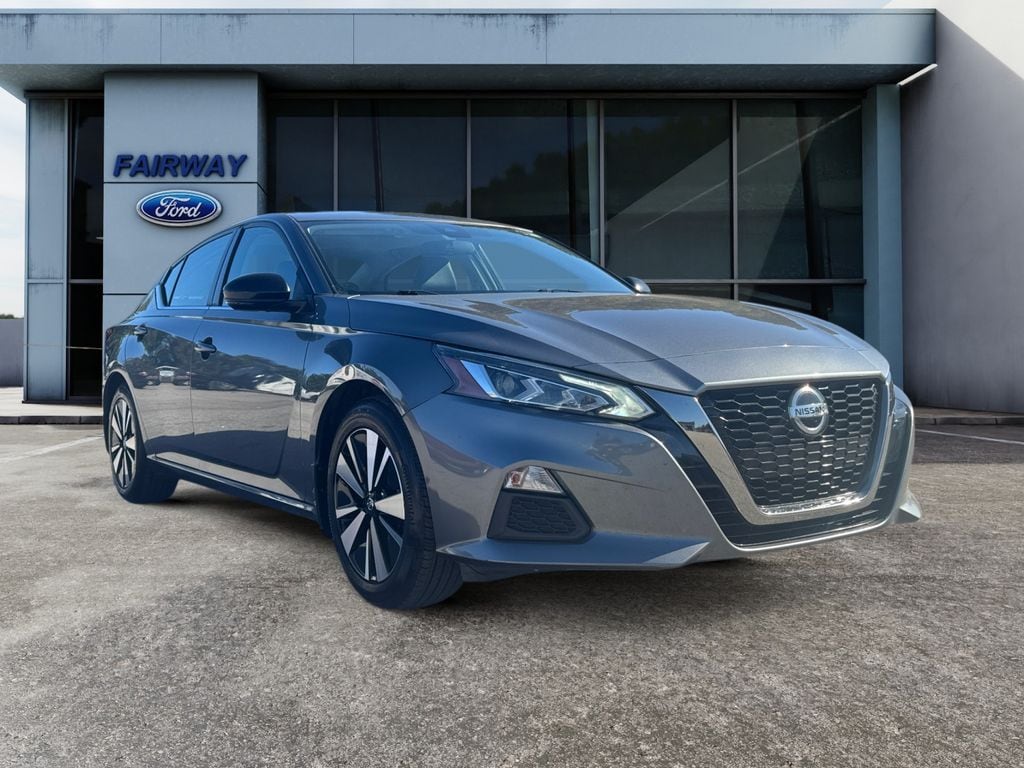 Used 2021 Nissan Altima 2.5 SR Sedan