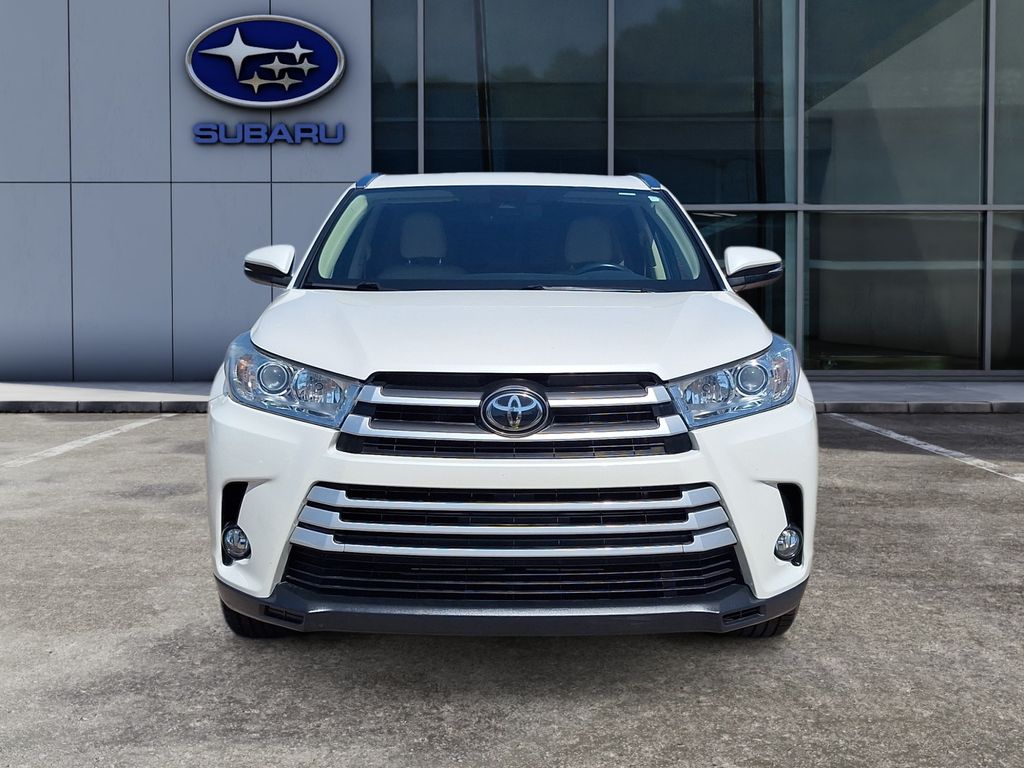 2019 Toyota Highlander XLE V6 photo 3