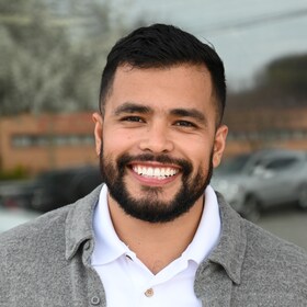 Staff member Pedro Pulido from ID_5091d4