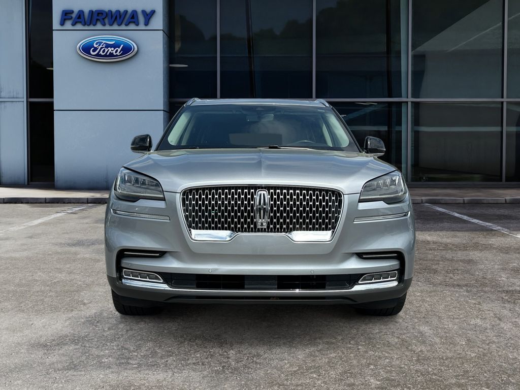2021 Lincoln Aviator Reserve photo 3