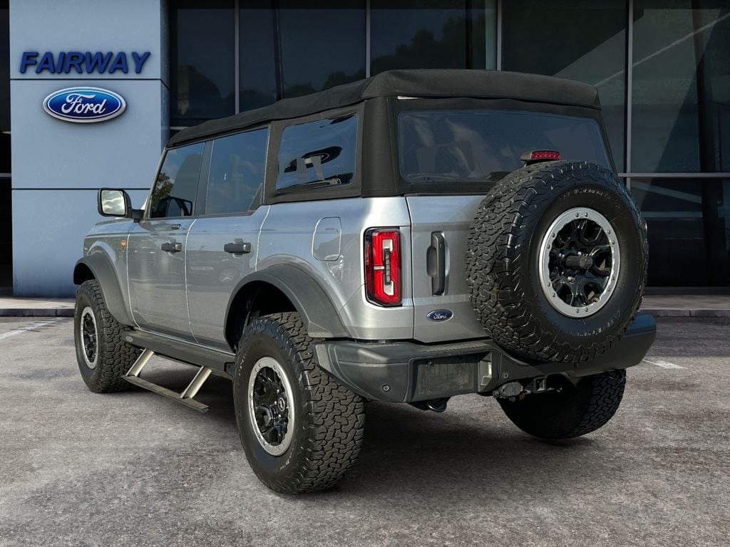 2021 Ford Bronco photo 4