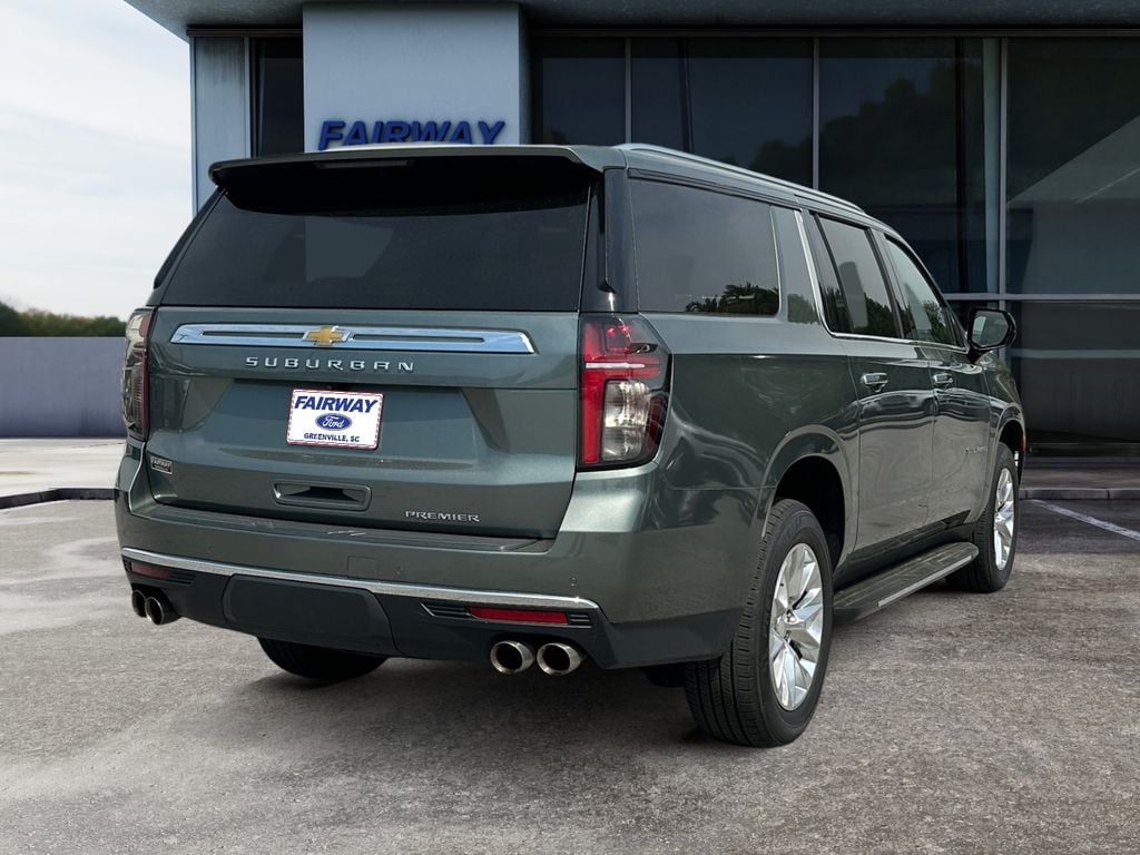 2023 Chevrolet Suburban Premier photo 6