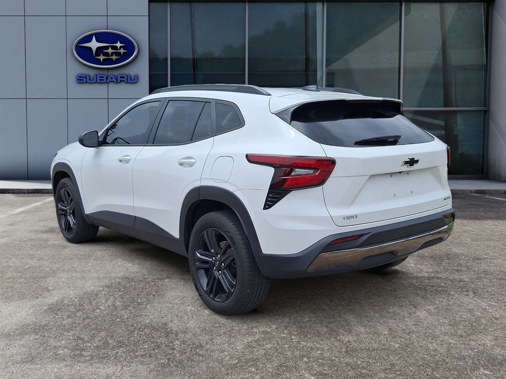 2025 Chevrolet Trax ACTIV photo 4