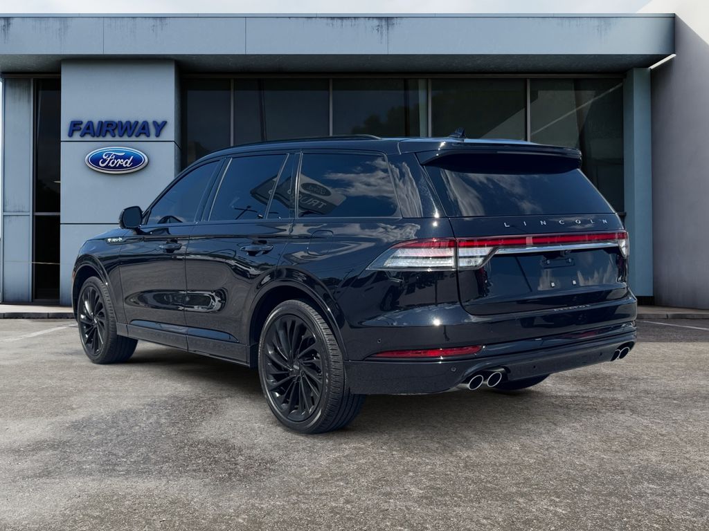 2024 Lincoln Aviator Reserve photo 3