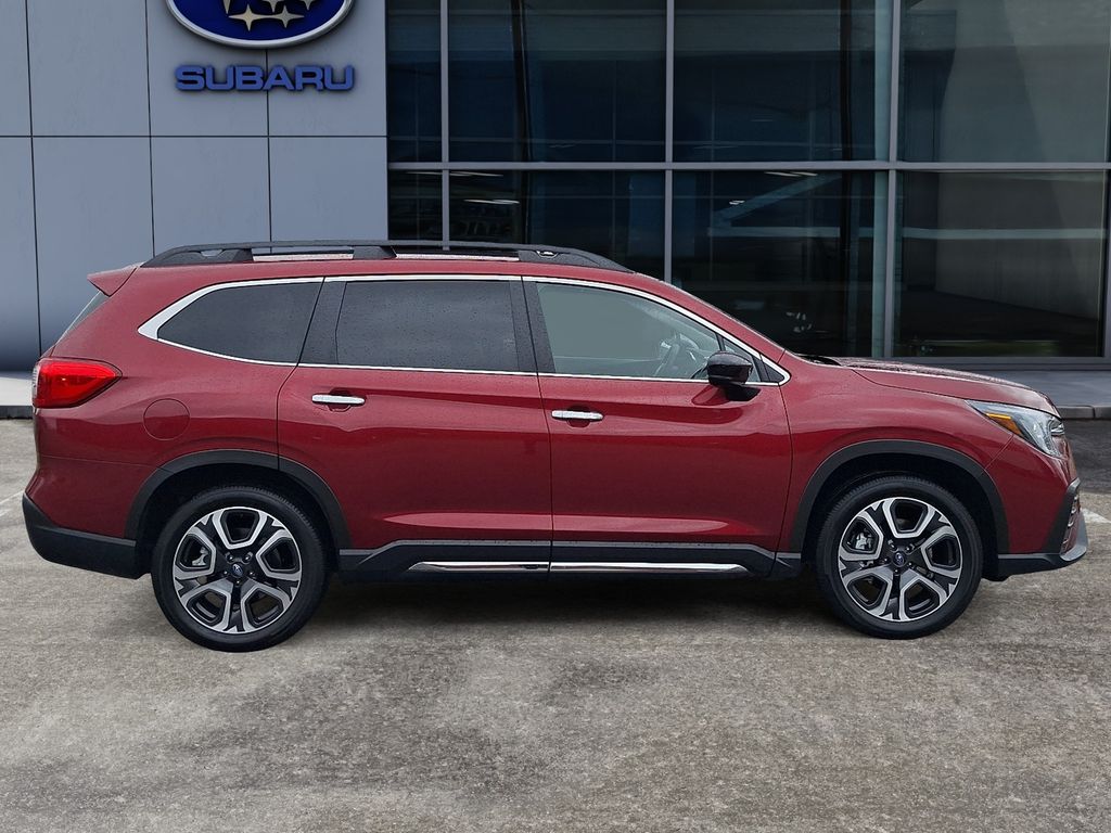 2025 Subaru Ascent Touring 7-Passenger photo 3