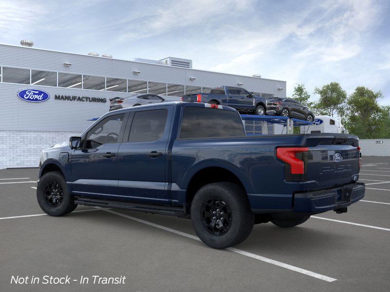 2025 Ford F-150 Lightning XLT photo 2