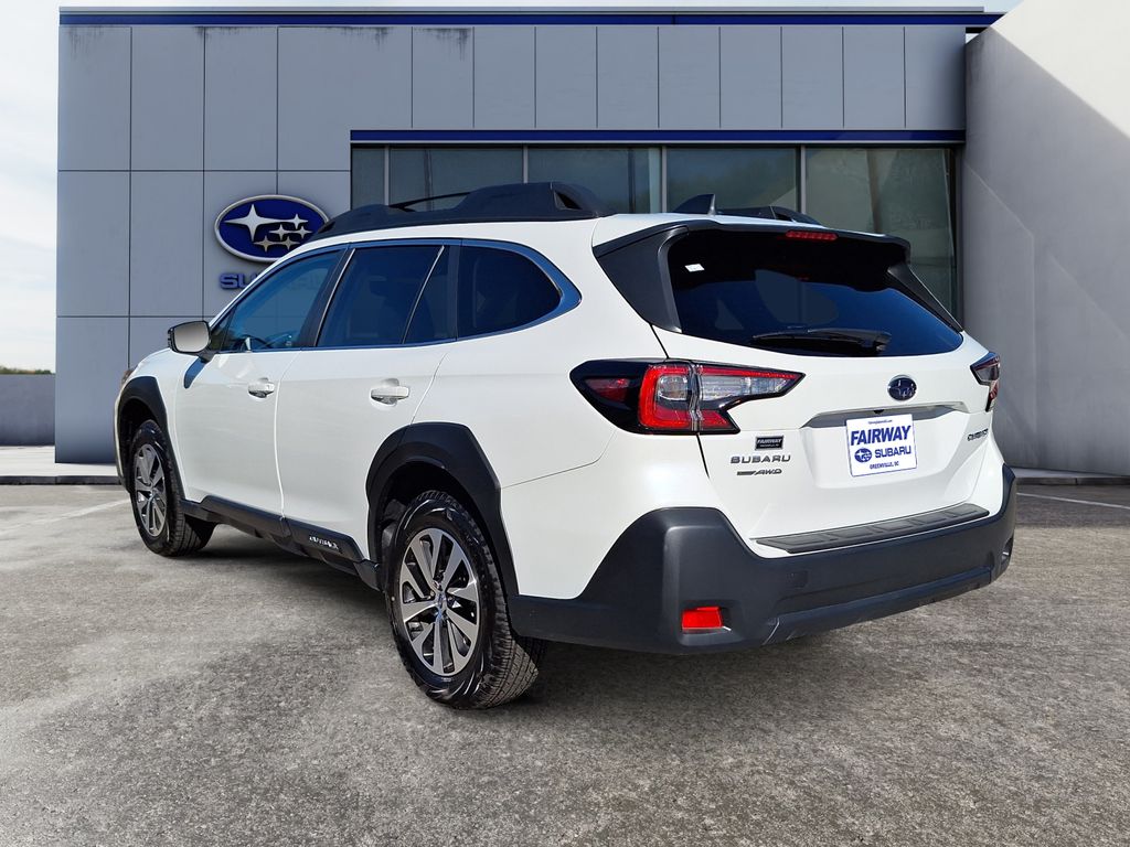 2025 Subaru Outback Premium photo 4