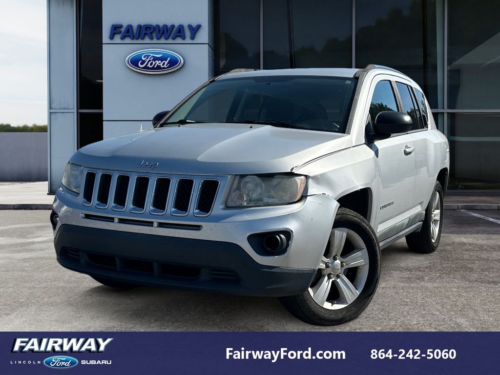 2012 Jeep Compass Sport's photo