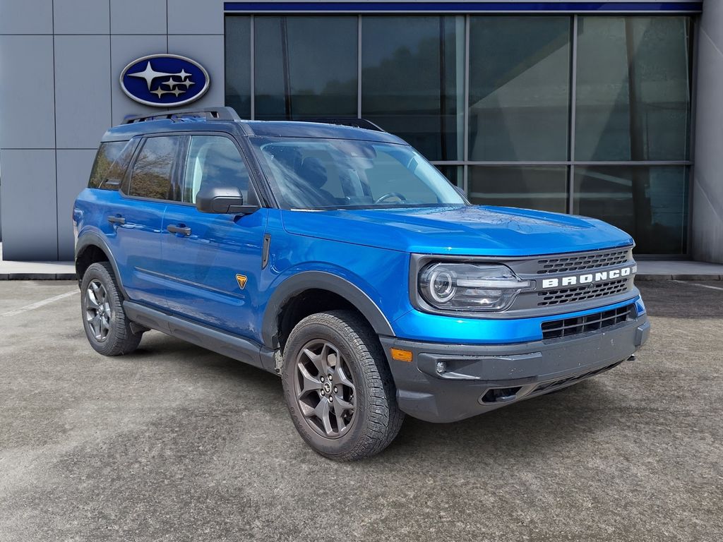 2022 Ford Bronco Sport Badlands photo 2
