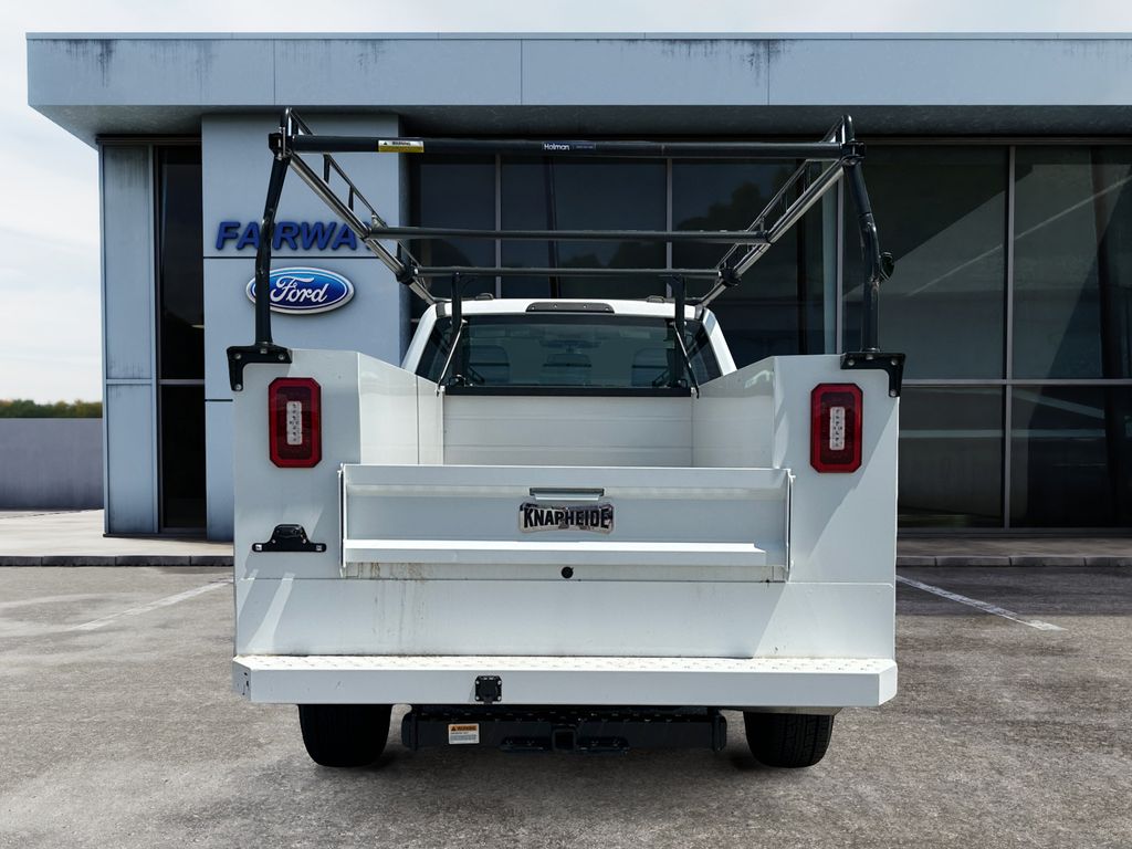 2024 Ford F-350 Super Duty Chassis Cab XL - Photo 7