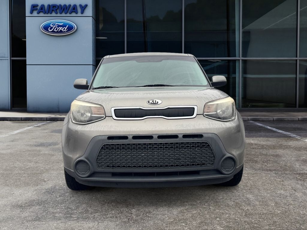 Used 2015 Kia Soul Base FWD Hatchback
