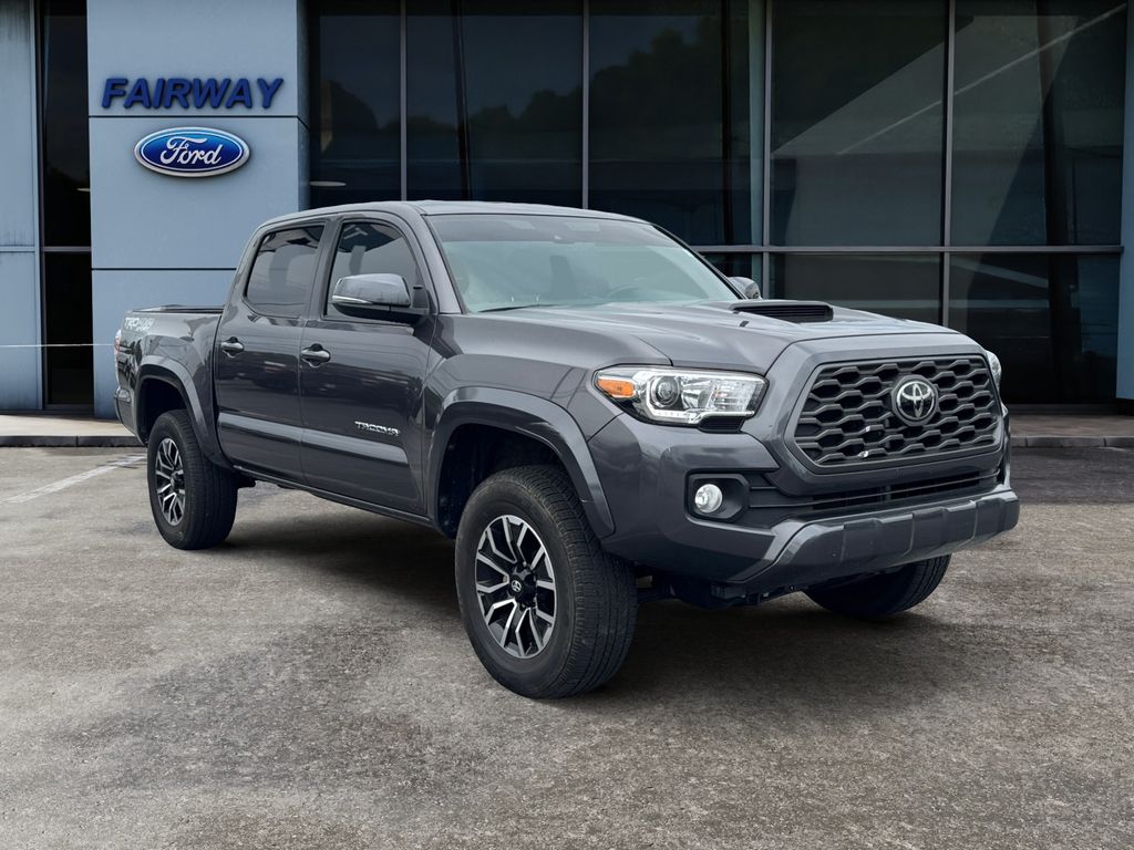 2022 Toyota Tacoma TRD Sport V6 photo 3