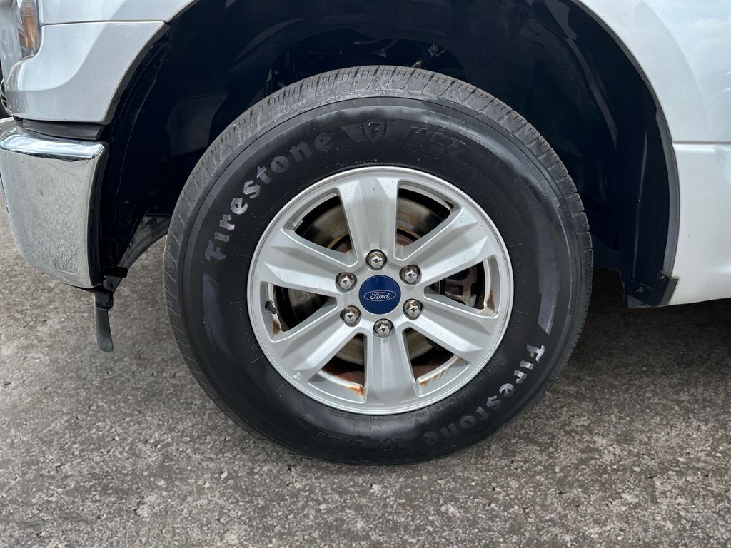 2017 Ford F-150 XLT photo 3