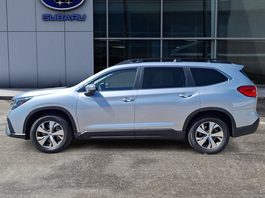 2025 Subaru Ascent Premium 7-Passenger photo 6