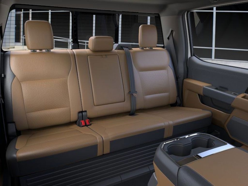 2025 Ford F-350 Super Duty Lariat - Photo 11