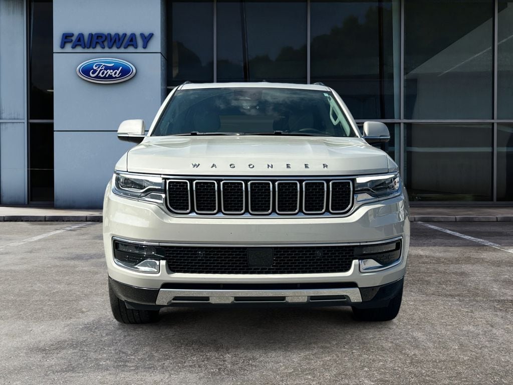 2022 Jeep Wagoneer Series III photo 3
