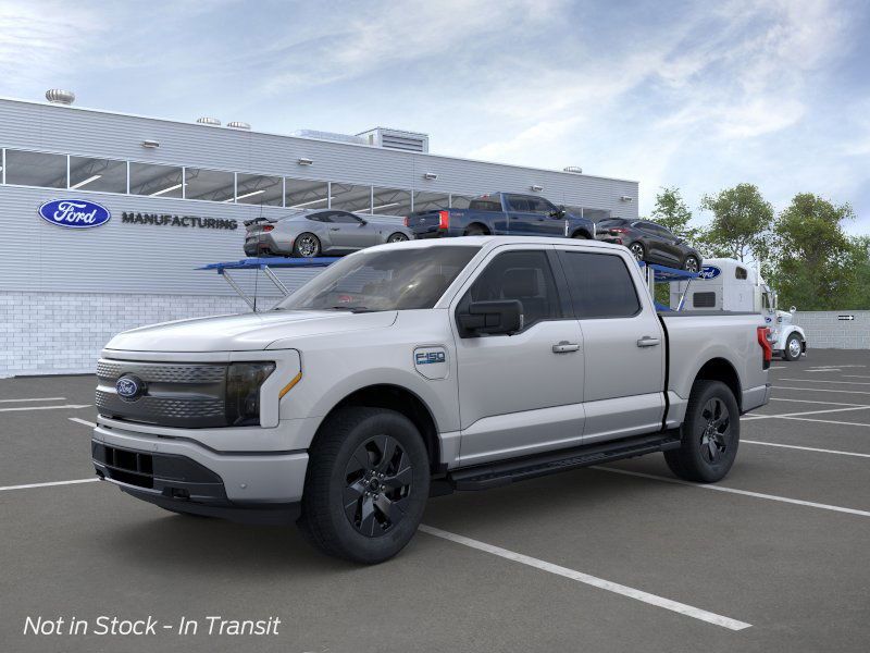 2025 Ford F-150 Lightning Flash's photo