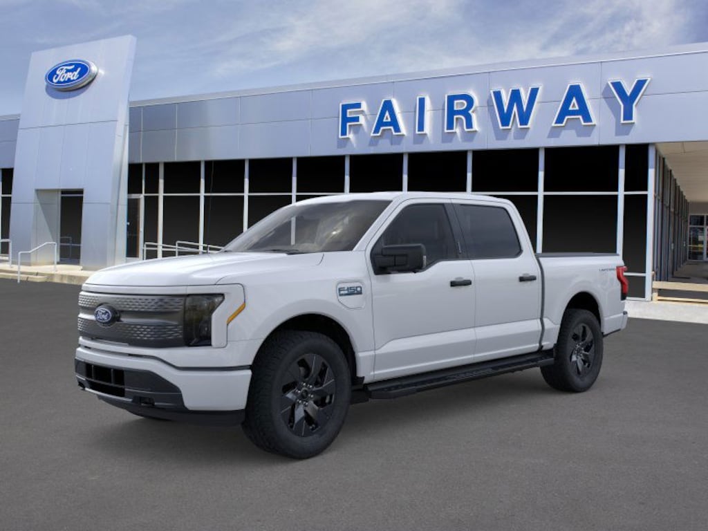 New 2024 Ford F-150 Lightning XLT TRUCK