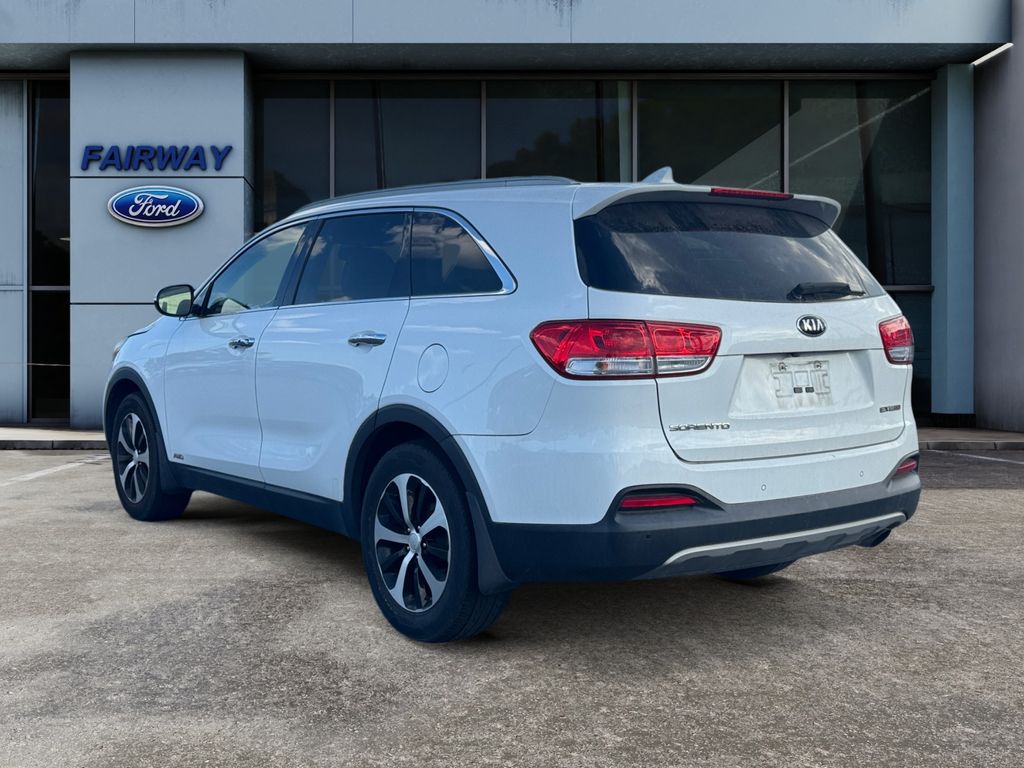 2016 Kia Sorento EX photo 3