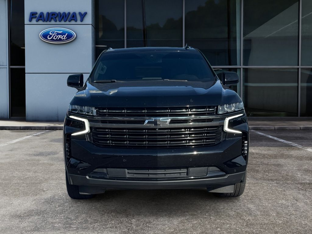 2022 Chevrolet Suburban RST photo 2