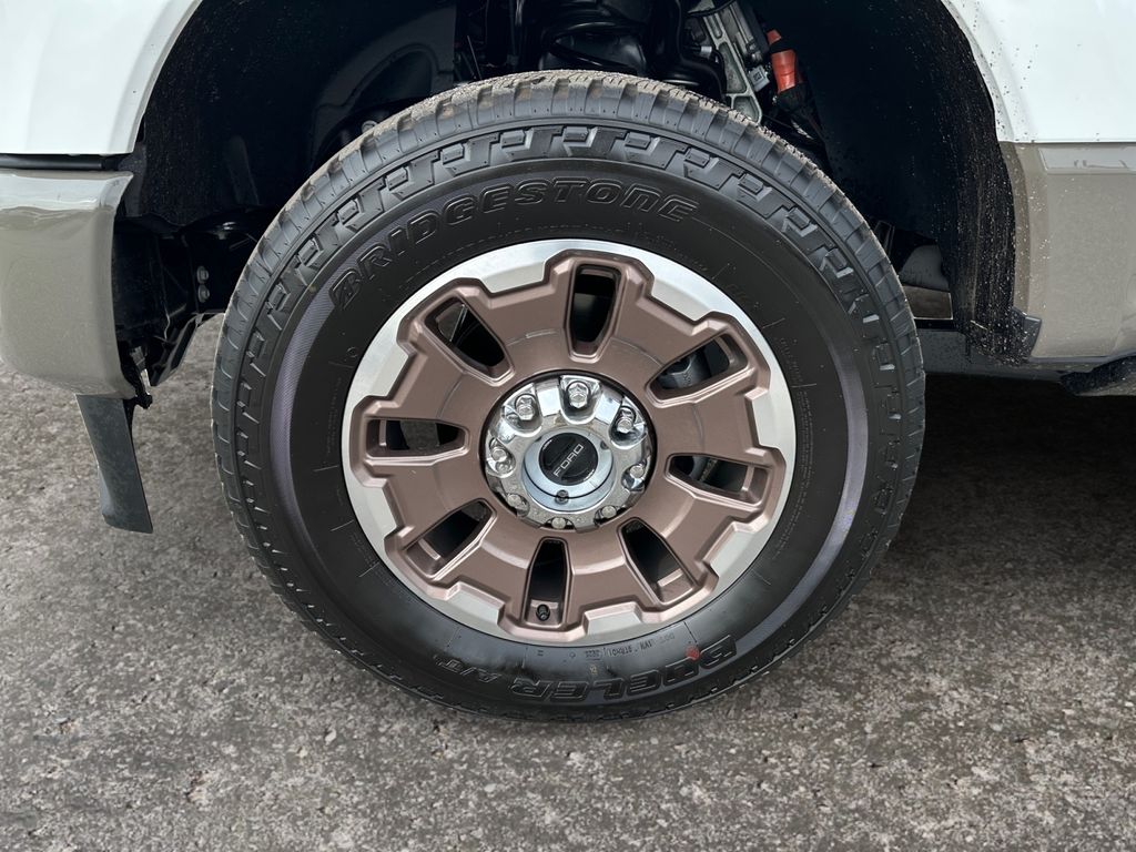 2026 Ford F-250 King Ranch photo 3