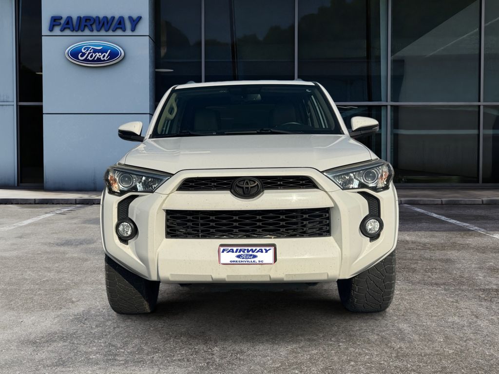 2015 Toyota 4Runner SR5 Premium photo 2