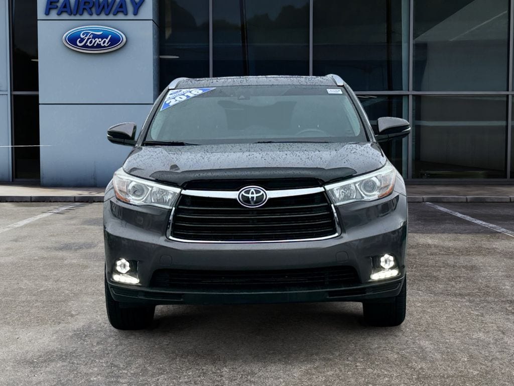 Used 2016 Toyota Highlander Limited with VIN 5TDDKRFH0GS331553 for sale in Greenville, SC