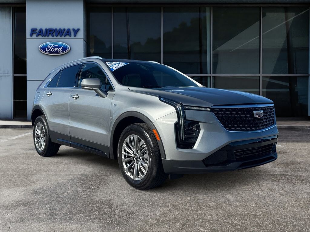 Used 2024 Cadillac XT4 FWD Premium Luxury SUV