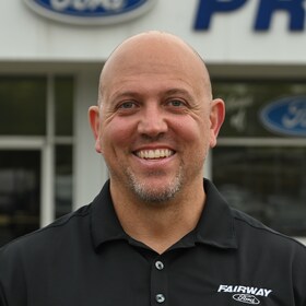 Staff member Scott Barrowclough from ID_3eb677